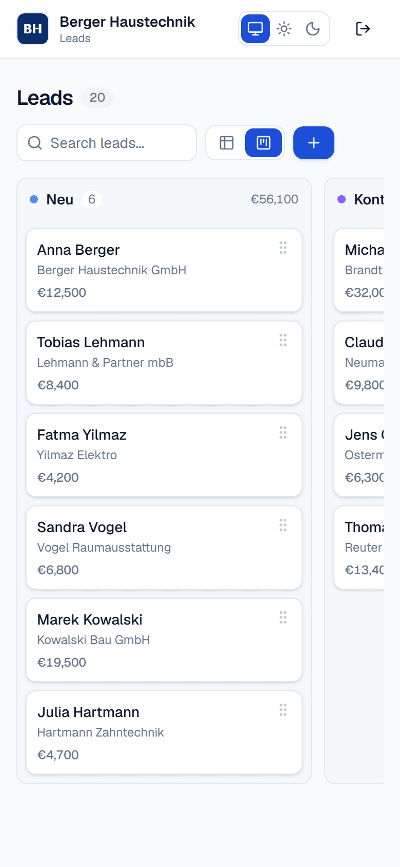 Kanban-Board mit Leads in mehreren Pipeline-Stufen